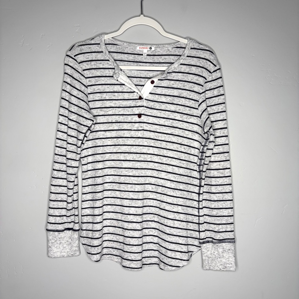 Sundry Striped Henley Sleep Top Long Sleeve Gray Black 3 - Picture 4 of 6